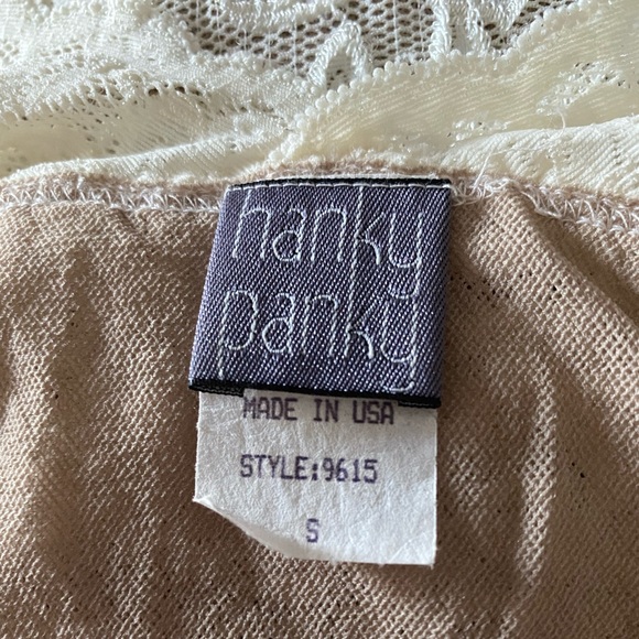 COPY - Vintage Signature Lace Three-Quarter Sleeve Top - Picture 4 of 12